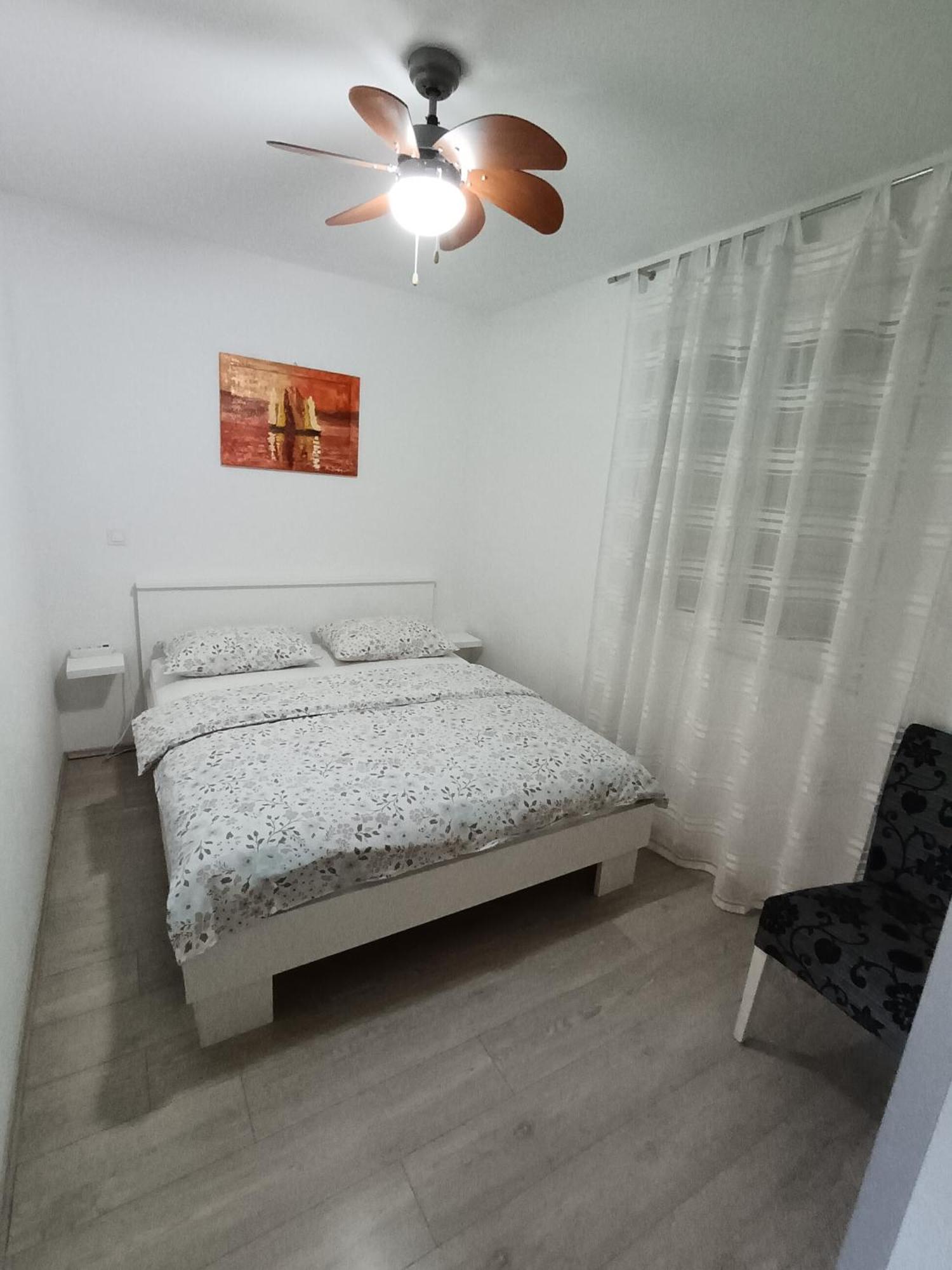 Lana I Natali Apartment Kastela Exterior photo