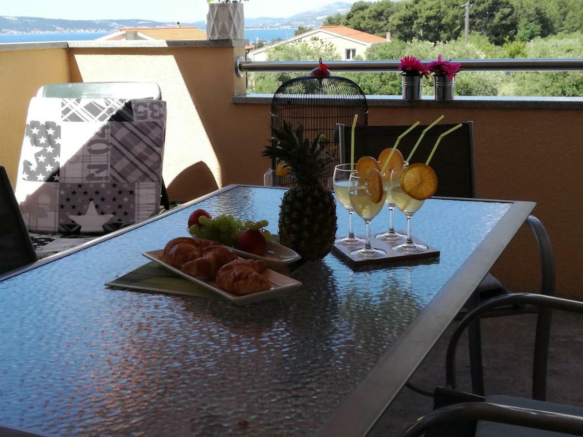 Lana I Natali Apartment Kastela Exterior photo